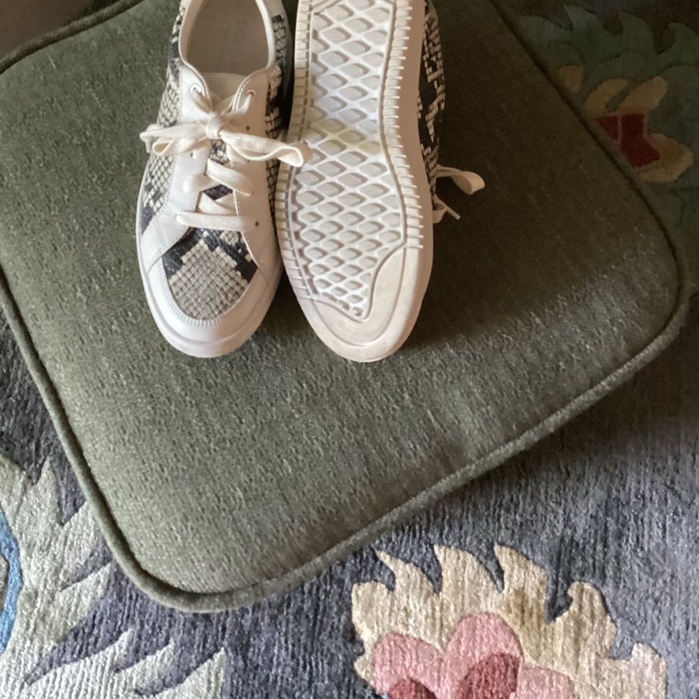 Great sneakers